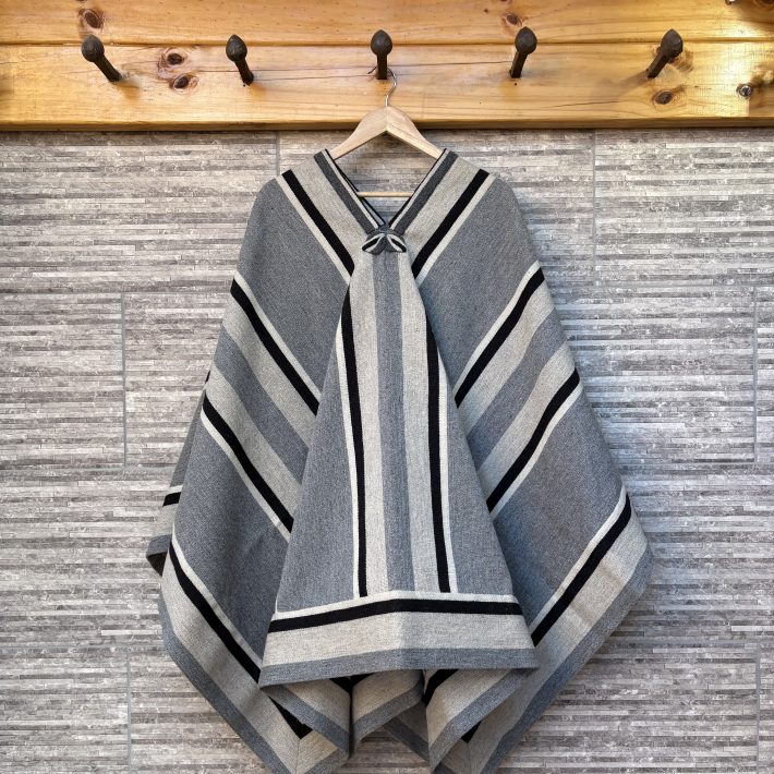 Poncho artesanal Lana de Oveja
