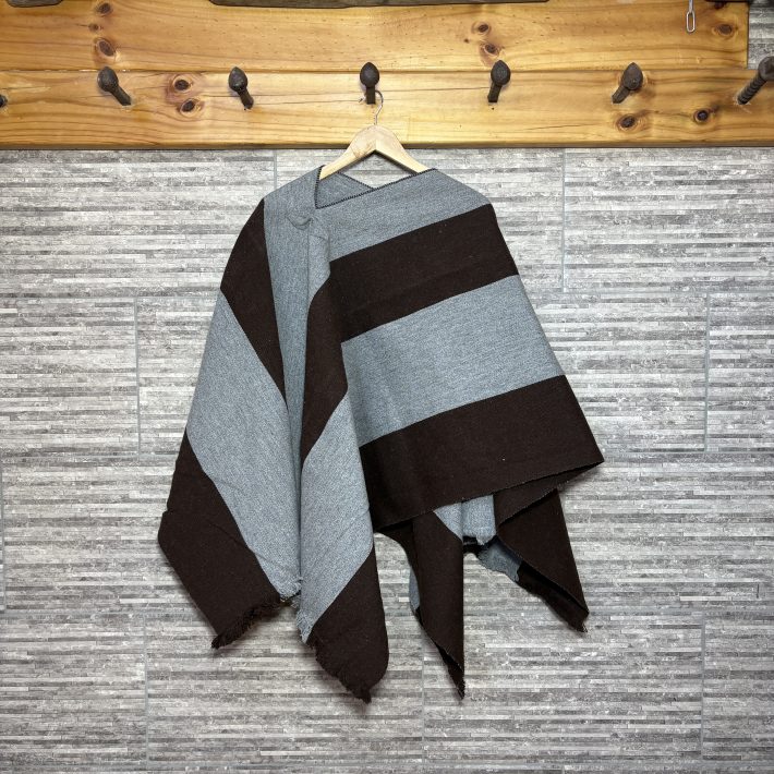 Poncho artesanal Lana de Oveja