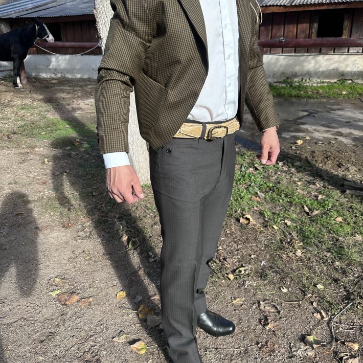 Pantalón Gris Espigado